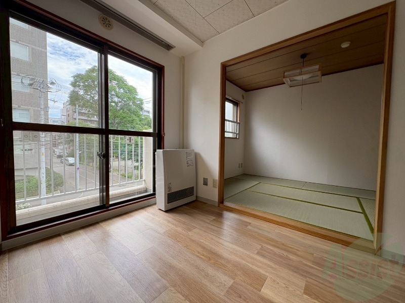 居室・リビング　キレイなＤＫが広がっていて、充実した生活が送れそう。