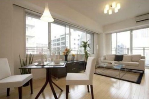 居室・リビング　同タイプ、モデルルーム時のお写真です（調度品等は付きません）