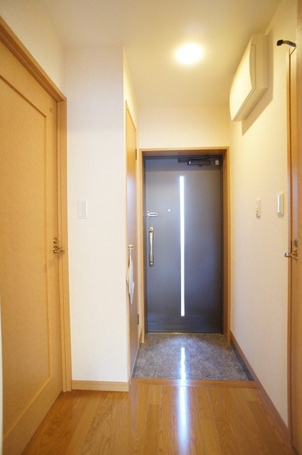 玄関　玄関はダブルロックで安心です♪