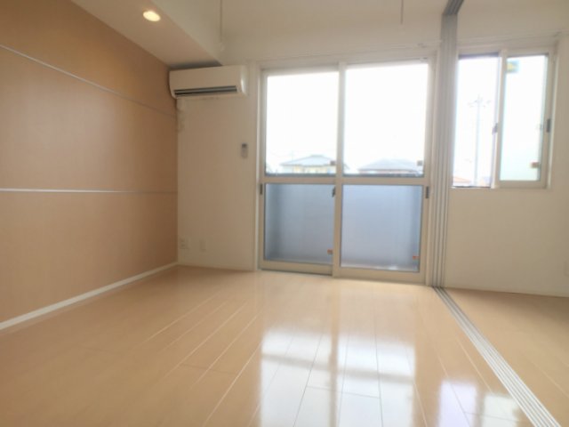 居室・リビング　おしゃれな居間です