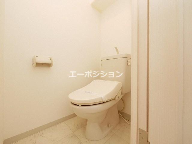 トイレ　シェモア桜川