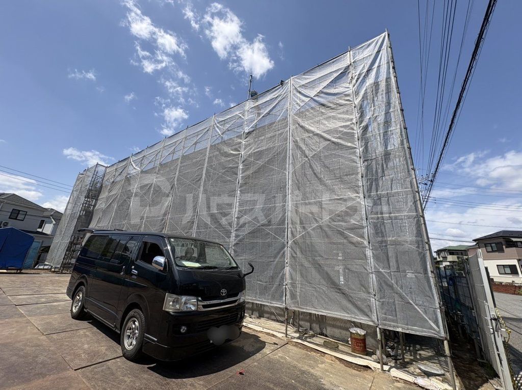 建物外観　駐車場