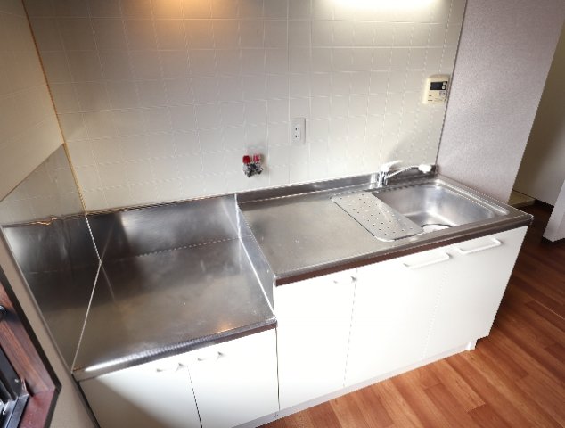 キッチン　キッチンでお料理をお楽しみください