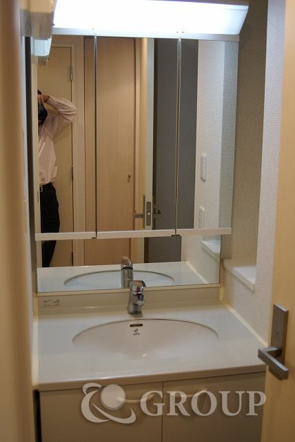 洗面設備　独立洗面台