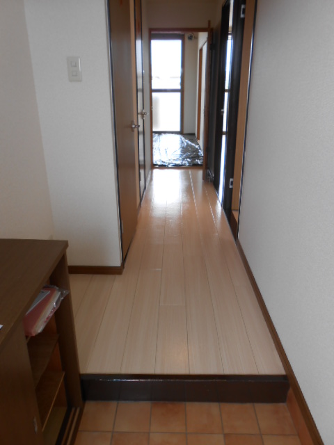 玄関　シューズボックス完備