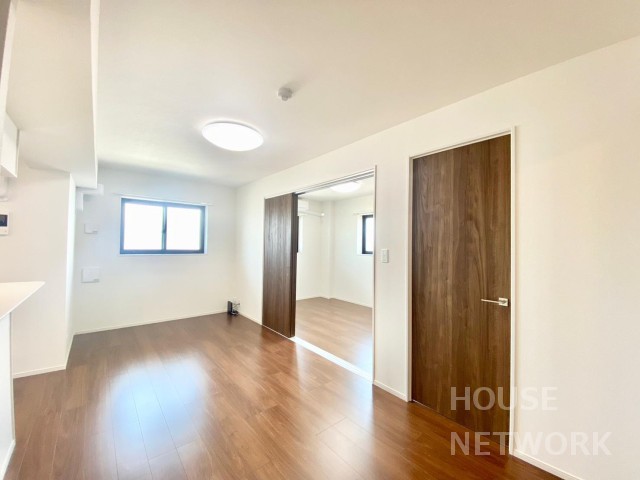 居室・リビング　築浅高級マンション