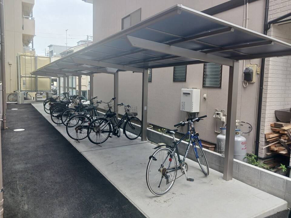 駐車場　駐輪場