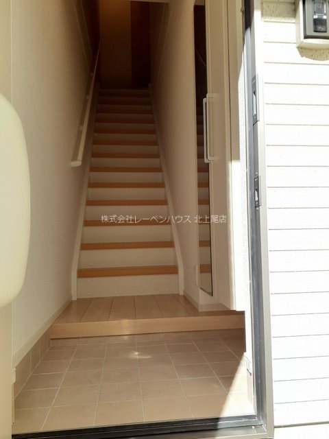 玄関　お問合せは048-772-8202