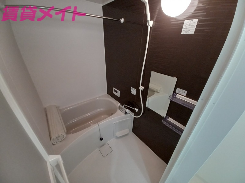バス・シャワールーム　別部屋参考写真