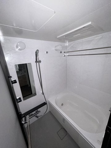 バス・シャワールーム　お風呂です