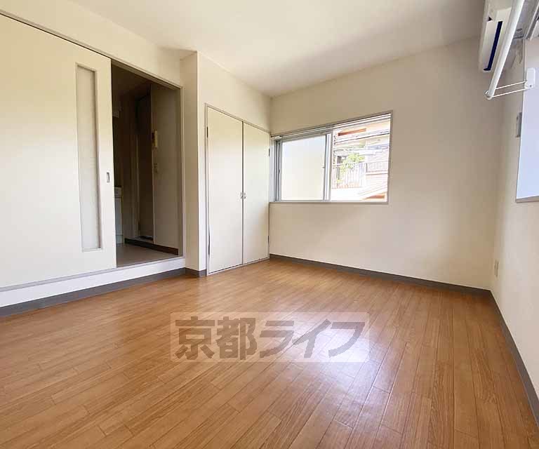 居室・リビング　開放感があるお部屋です