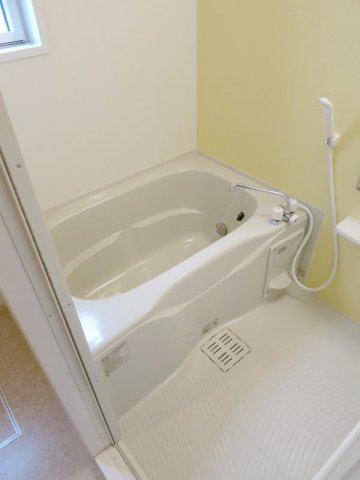バス・シャワールーム　きれいなお風呂です