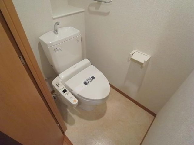 トイレ　別タイプ画像