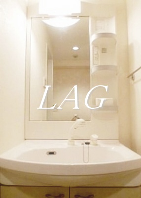 洗面設備　洗面台です。