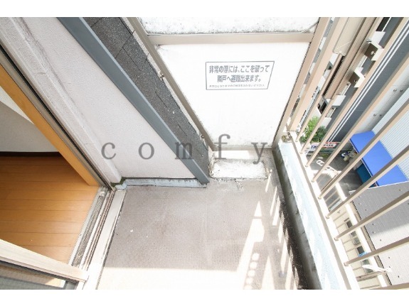 バルコニー　バルコニー