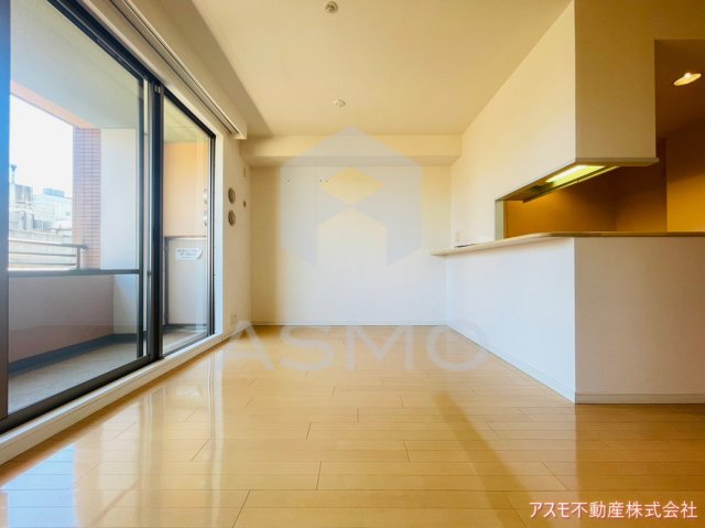 居室・リビング　同マンション別部屋　参考写真