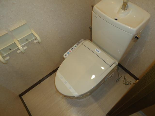 トイレ　トイレ