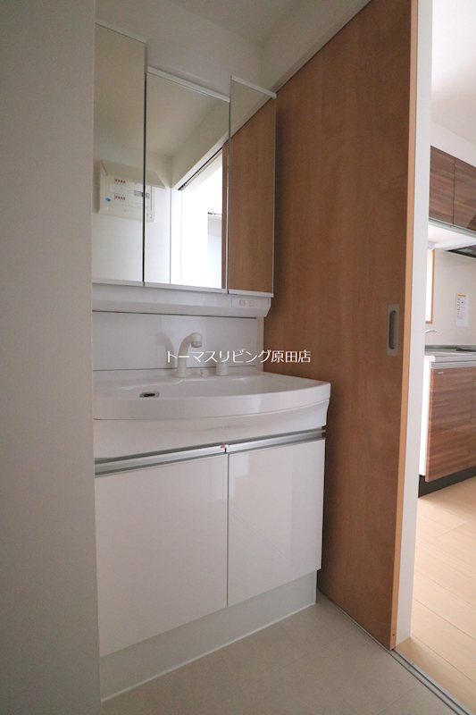 洗面設備　101号室写真
