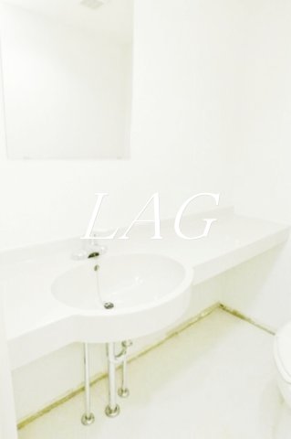 洗面設備　洗面台です。