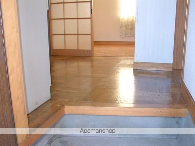 ヒルズキクヨの玄関写真