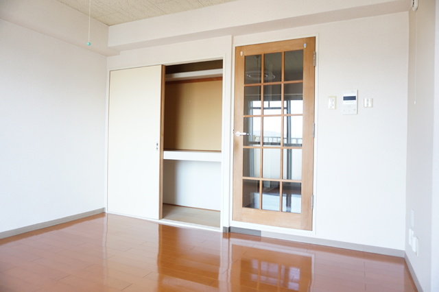 その他部屋・スペース　洋室８帖