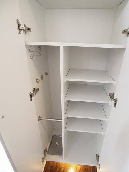 玄関　シューズクローゼットあります