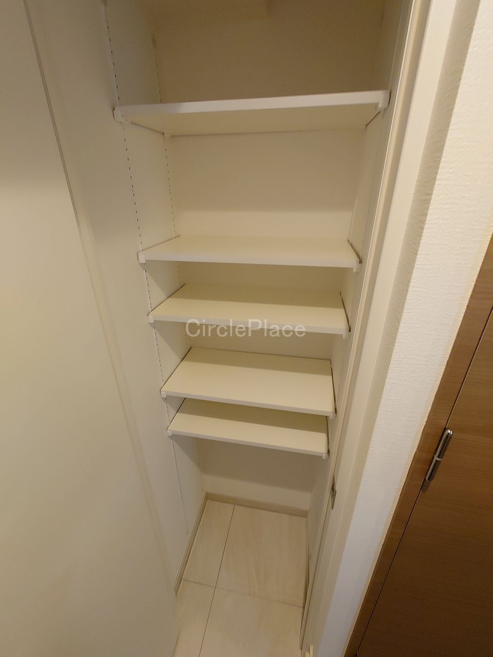 その他設備　玄関収納