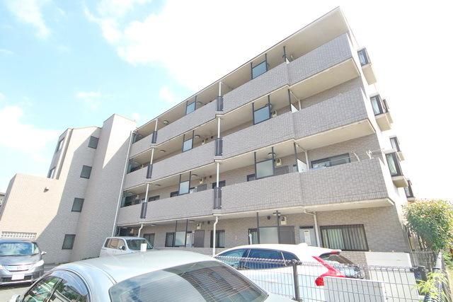 建物外観　★重厚感ある外観★