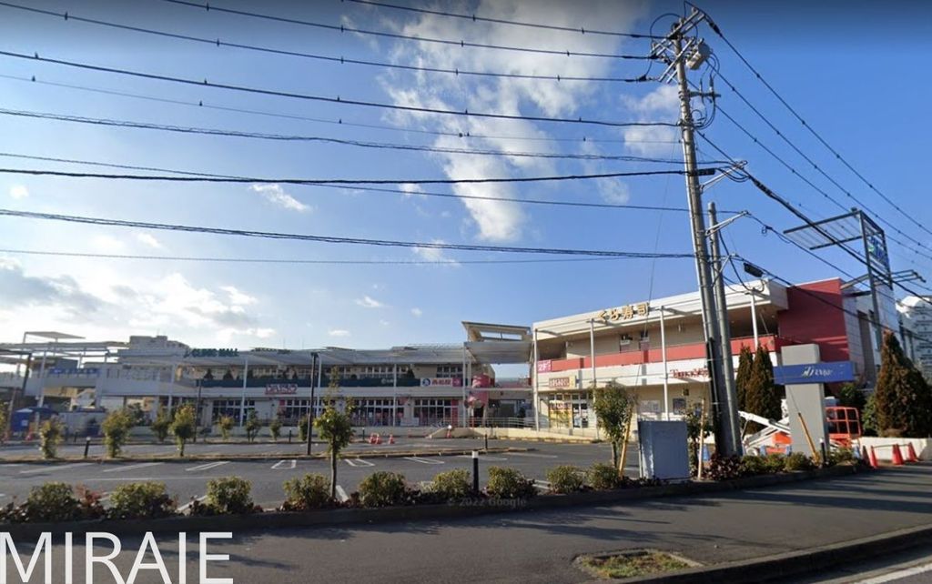 ショッピングセンター　西松屋トレアージュ白旗店（ショッピングセンター）まで400m
