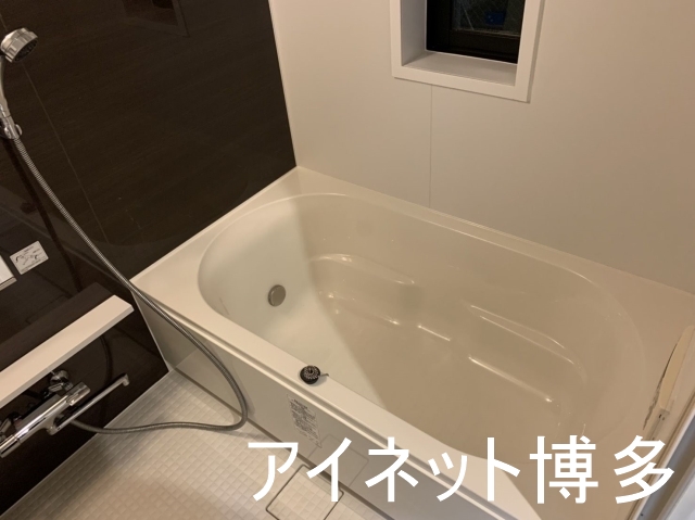 バス・シャワールーム　一日の疲れを癒しましょう。
