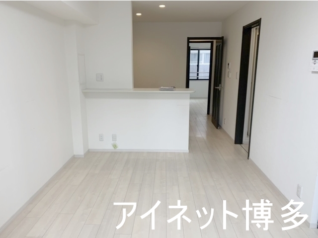 居室・リビング　11帖超えのLDK！