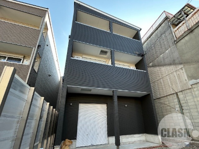 建物外観　オートロック・宅配ＢＯＸ付き♪