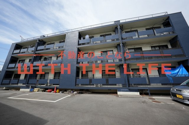 建物外観　落ち着いた雰囲気の外観です