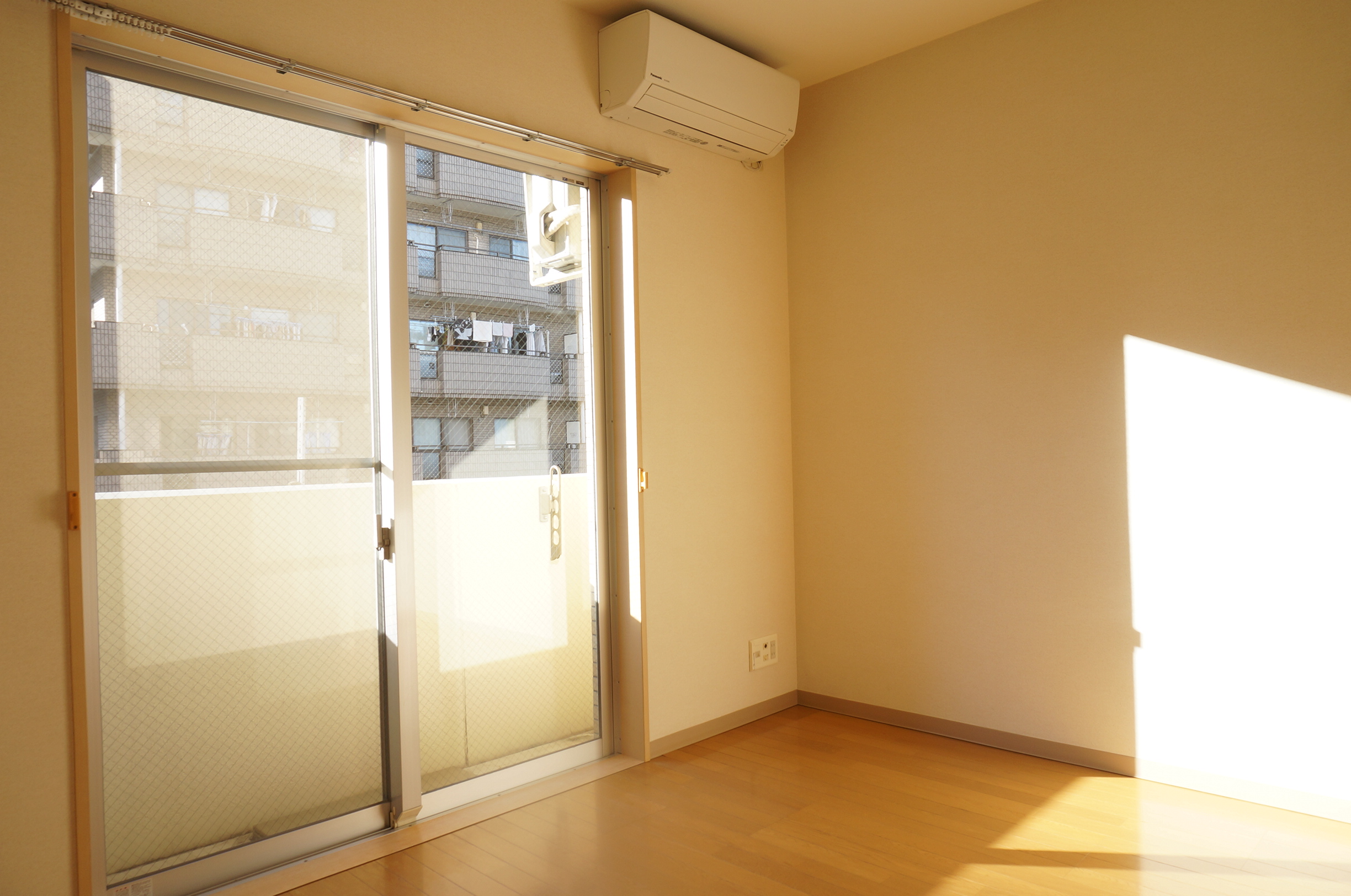 その他部屋・スペース　6.4帖の洋室です