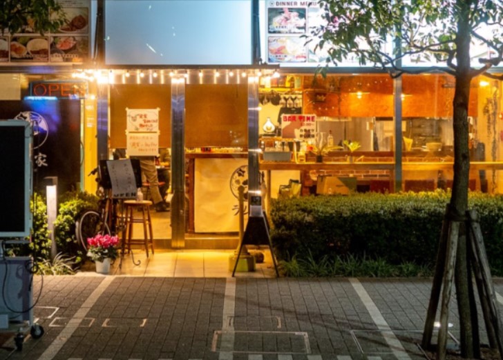 飲食店　ラム肉専門店 ラム家 新宿富久町店（飲食店）まで86m