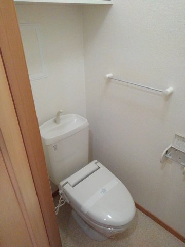トイレ　コンパクトで使いやすいトイレです