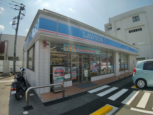 コンビニ　ローソン 習志野谷津ソフトタウン前店（コンビニ）まで378m