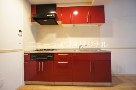 キッチン　グリル付3口コンロでお料理の幅も広がります♪
