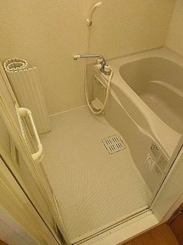 バス・シャワールーム　☆ゆったりくつろげるお風呂☆