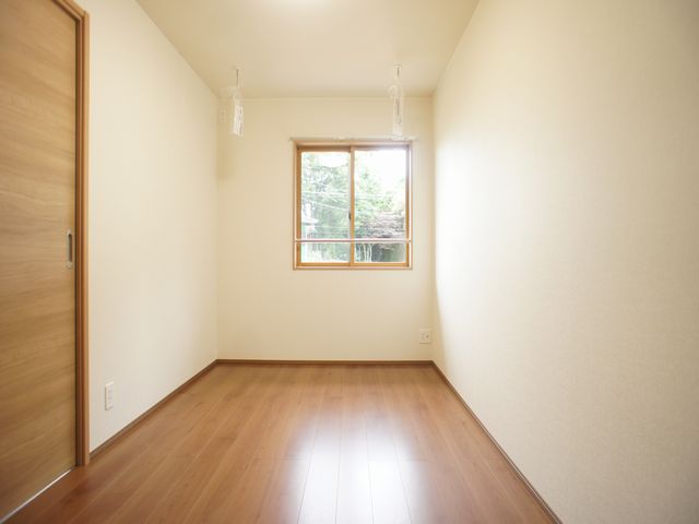 その他部屋・スペース　清潔感のあるきれいな洋間です♪