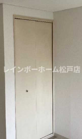 その他部屋・スペース　明るい色調の室内です