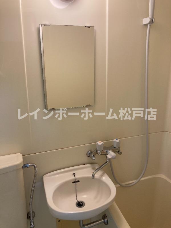 洗面設備　広い洗面スペース