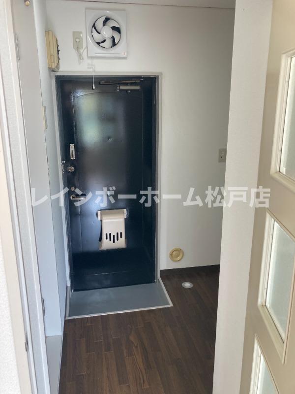 玄関　シンプルで使いやすい玄関です