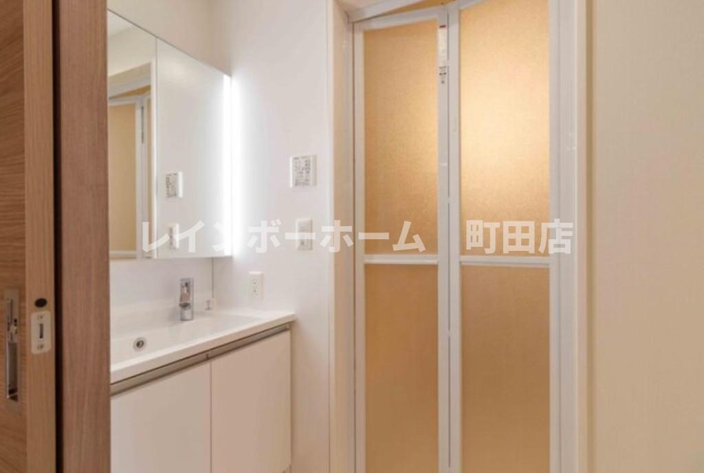 洗面設備　※同施工参考画像