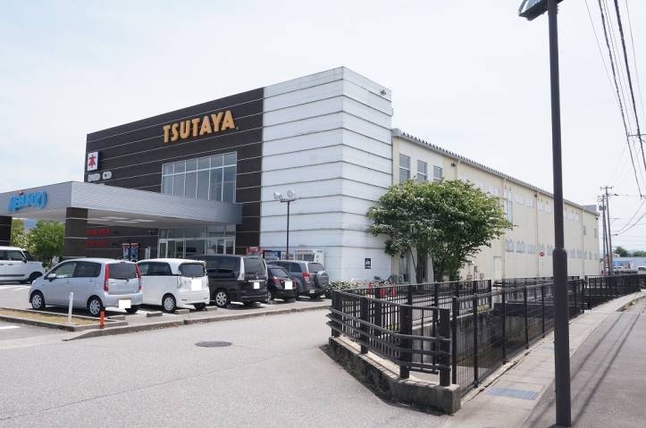レンタルビデオ　TSUTAYA金沢野々市店（レンタルビデオ）まで257m