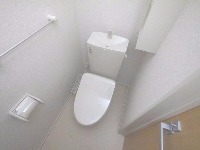 トイレ　清潔感のあるトイレです