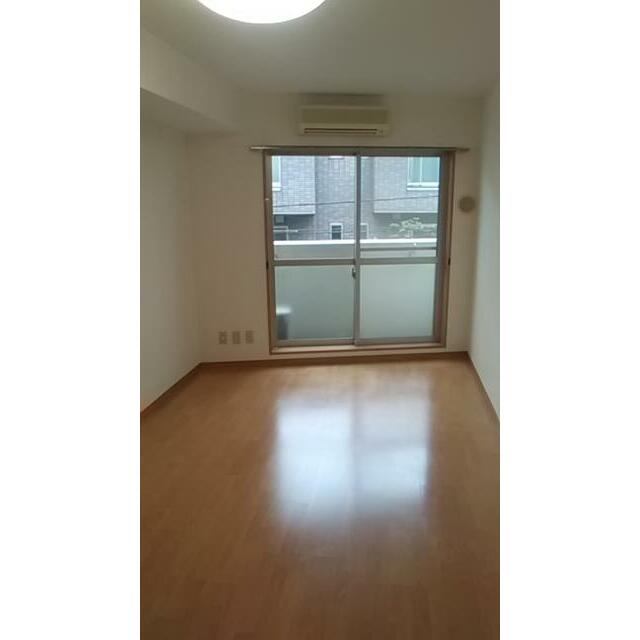 居室・リビング　※別部屋参考写真