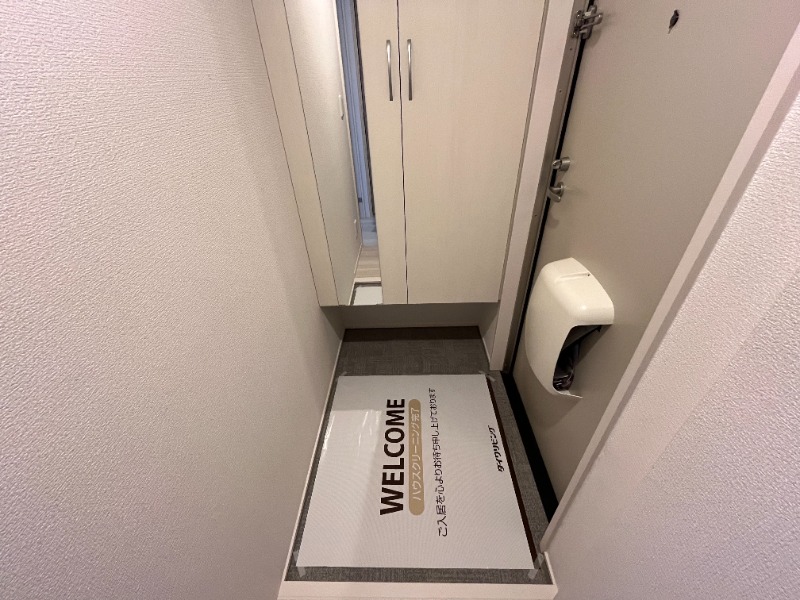 玄関　同物件別部屋イメージ