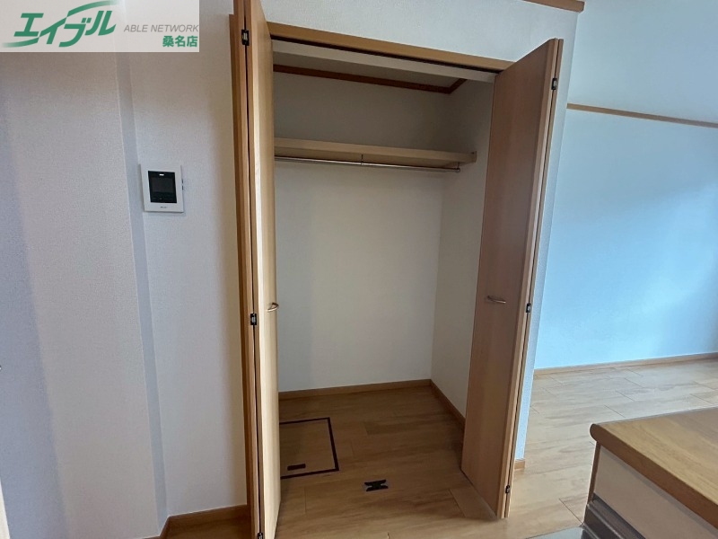 収納　別部屋反転同型写真