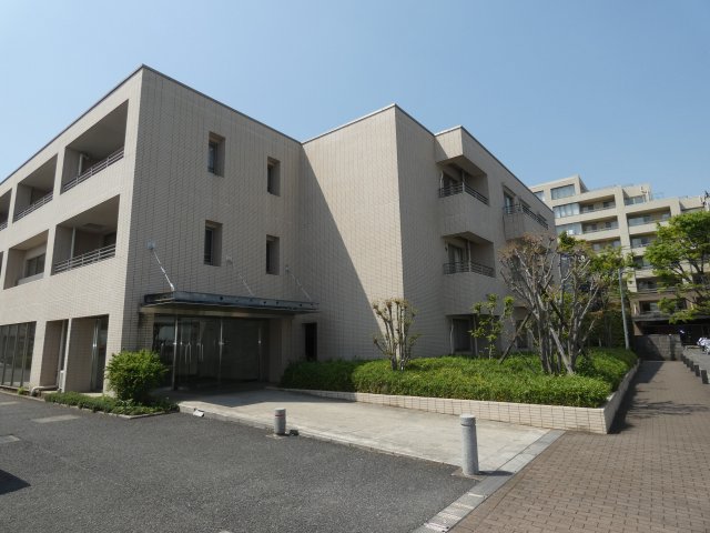 小田急線 成城学園前駅 徒歩16分 築25年